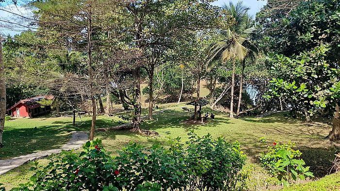 SUASANA KARANG NINI - Suasana di Kawasan Wisata Karang Nini di Kecamatan Kalipucang, Kabupaten Pangandaran, Jumat (24/7/2026). Spot wisata ini masih menjadi hidden gem yang menyimpan pesona yang belum banyak diketahui wisatawan.