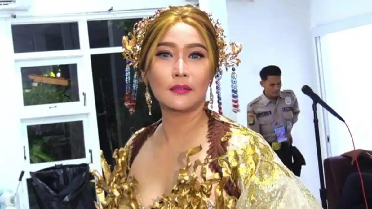 BELUM TERIMA HONOR - Penyanyi dangdut Inul Daratista membongkar sisi gelap industri televisi Indonesia saat honornya belum dibayarkan. Inul Daratista saat memeriahkan HUT ke-29 Indosiar di Studio Emtek, Jalan Daan Mogot, Jakarta Barat, Rabu (10/1/2024).