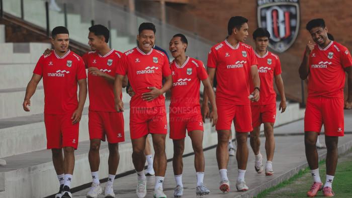 PEMUSATAN LATIHAN - Para Pemain Timnas Indonesia bersiap menjalani pemusatan latihan (TC) di Bali United Training Center, Gianyar, Bali, sebagai persiapan menjelang Piala AFF 2026.