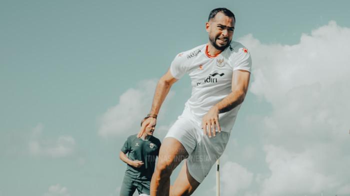JORDI AMAT - Aksi pemain belakang Persija Jakarta, Jordi Amat saat menjalani pemusatan latihan (TC) Timnas Indonesia di Gianyar, sebagai persiapan menjelang Piala AFF 2026.