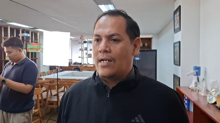 DESAK PEMERINTAH TERBUKA - Ketua Koalisi Pejalan Kaki Alfred Sitorus mendesak Polda Metro Jaya gelar pemeriksaan secara terbuka kasus Alphard terobos pelican crossing di HI hingga dugaan persekusi satpam.