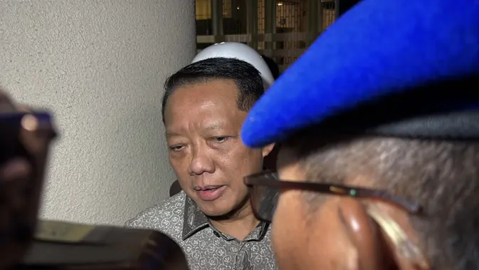 Usai Diperiksa, Eks Jampidsus Febrie Adriansyah Ditahan di Rutan KPK