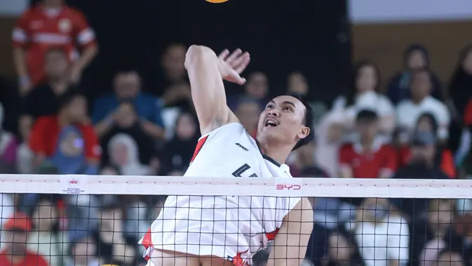 Timnas Voli Putra Indonesia memastikan langkah ke babak semifinal SEA V Cup 2026 setelah mengalahkan Filipina 3-1 pada partai terakhir Pool A di Jakarta International Velodrome, Jakarta Timur, Jumat (24/7/2026) malam WIB. (PBVSI)