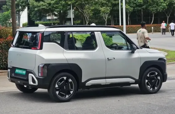 kia syros ev spyshot 2.jpg