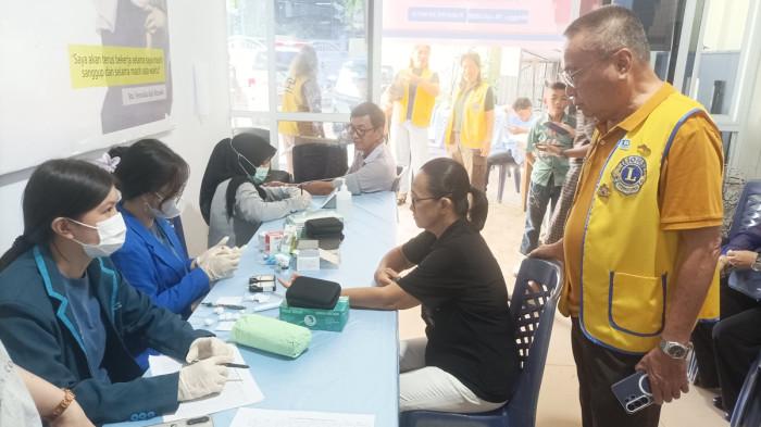 Lions Club Manado Bunaken gelar bakti sosial pemeriksaan kesehatan di Gereja St Veronica
