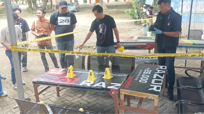 PENGANIAYAAN- Polisi melakukan olah TKP di Kantin DPRD Bone, Sabtu (25/7/2026).. Yuli sebut ada belasan orang di lokasi dugaan penganiayaan namun tak seorang pun menolongnya.