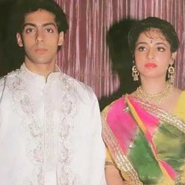 तिने सिनेक्षेत्रात एकूण अकरा वर्षे काम केलं. परंतुया काळात तिने दिग्गज सलमान खान शाहरुख खान गोविंदा अक्षय कुमार यांच्यासोबत काम केलं. आता तिने सिनेसृष्टीला रामराम ठोकला. आता ती कुठे आहे असे विचारले जात आहे. 