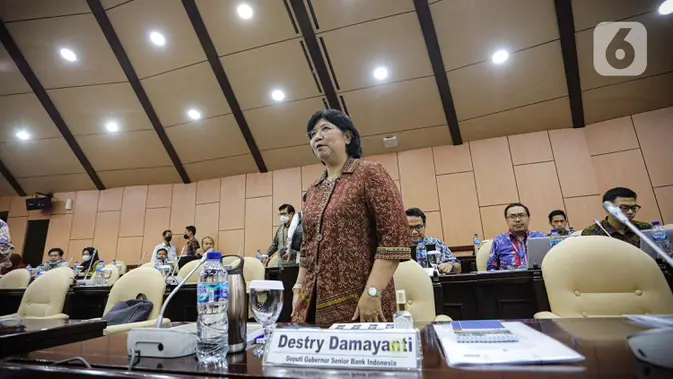 Deputi Gubernur Senior Bank Indonesia (BI) Destry Damayanti yang kini menjabat sebagai Pelaksana Tugas (Plt) atau Pejabat Sementara Gubernur Bank Indonesia. (Liputan6.com/Faizal Fanani)