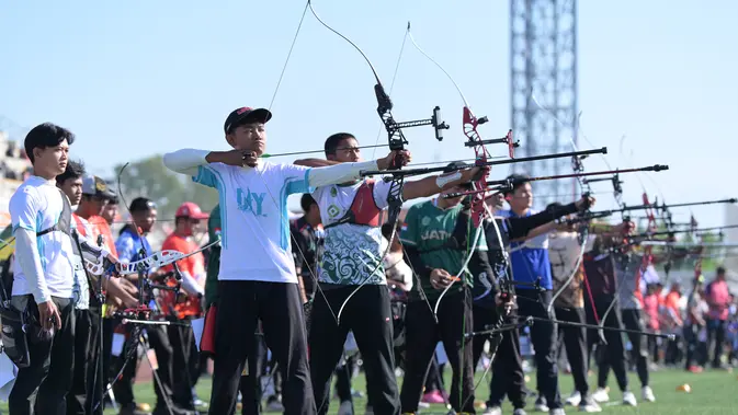 Para peserta Archery Challenge Kejurnas Junior 2026