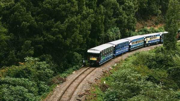 toy train