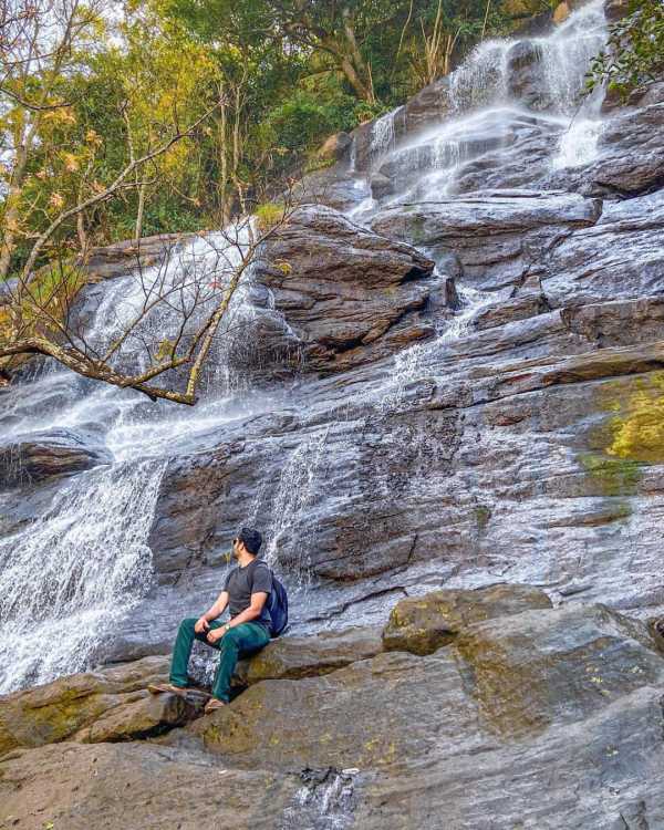 Yercaud Kiliyur Falls (1)