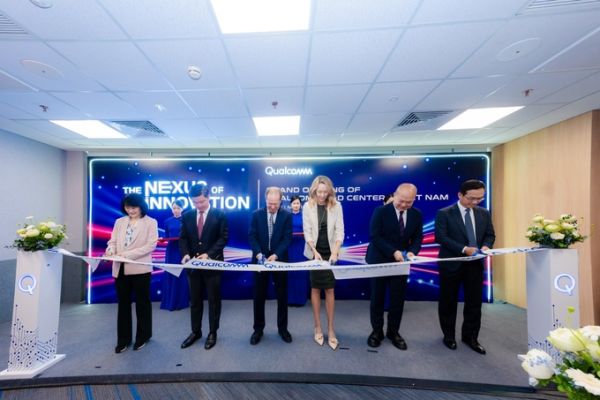 Qualcomm officially inaugurated the Hanoi R&D Center in May 2026, aiming to support the development of a future-ready technology workforce and strengthen local innovation capacity. Photo courtesy of the company
