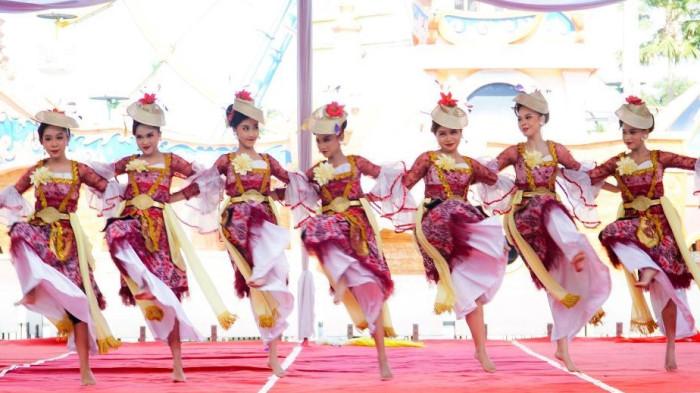 Saloka Theme Park menghadirkan Saloka Competition Series 2026, sebuah rangkaian empat kompetisi yang terdiri atas Lomba Tari Kreasi, Lomba Menggambar dan Mewarnai Loka & Riri, Dance Competition, dan SoundLoka.