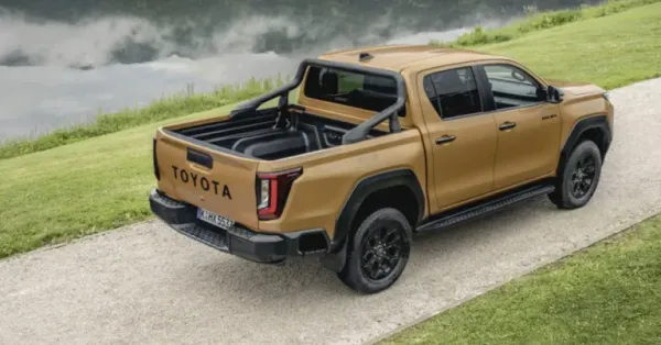 toyota hilux rear