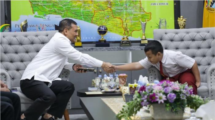 Dalam pertemuan itu, Luthfi juga berbincang mengenai cita-cita Ibrahim.