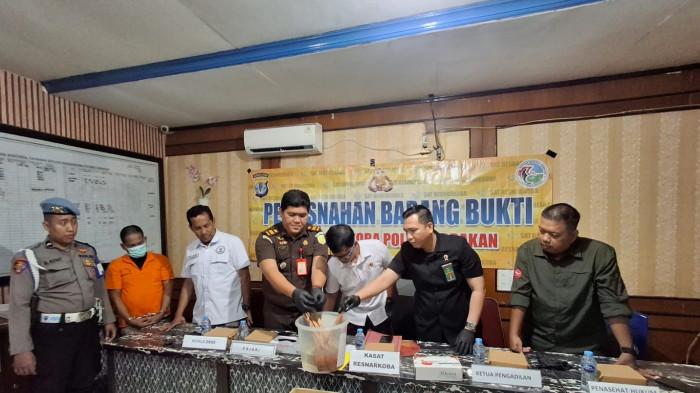 PEMUSNAHAN BARANG BUKTI - Proses pemusnahan BB narkotika di ruang Satresnarkoba Polres Tarakan, Rabu (29/7/2026).