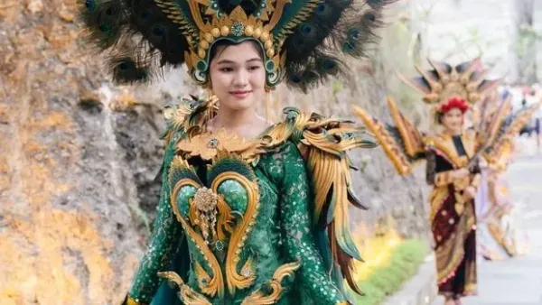 Bintan Resorts Night Parade