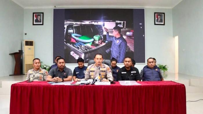 Ferdyan saat memberi keterangan pers