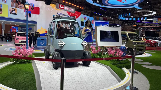Daihatsu Mobil konsep menghiasi booth Daihatsu di GIIAS 2026. (Liputan6.com/Arief Aszhari)