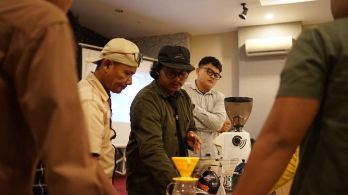 Manager UP3 Rantau Prapat Saat membuka kegiatan Pelatihan Barista.