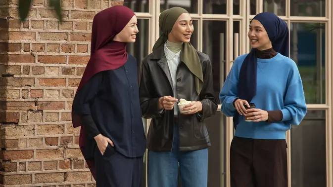 UNIQLO rilis koleksi perdana kategori Hijab. (dok. UNIQLO Indonesia)