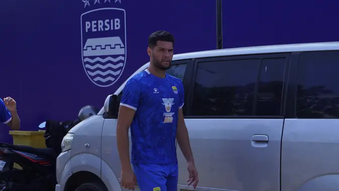 Kiper Persib Bandung, Julio Cesar. (Media Piala Presiden)