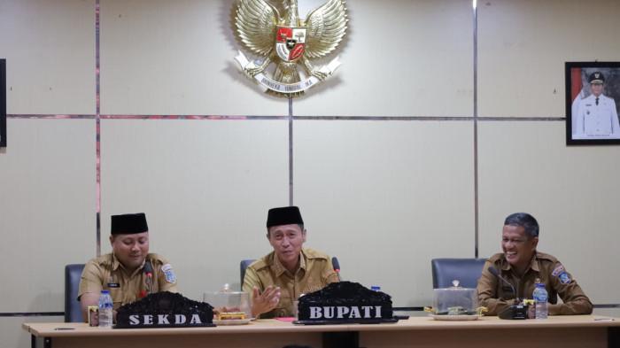 PEMKAB BOLSEL - Bupati Bolaang Mongondow Selatan (Bolsel) H Iskandar Ka787989