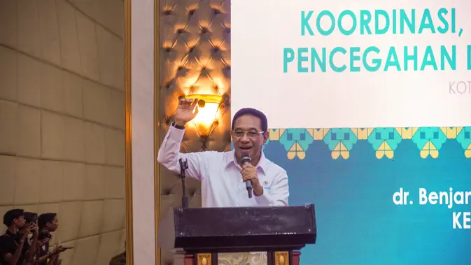 Wamenkes Benjamin Paulus Octavianus menyebut Kota Bogor layak menjadi percontohan nasional TBC. Program penemuan kasus aktif dan pelacakan kontak erat menjadi strategi utama untuk mempercepat eliminasi TBC. (Foto: Biro Komunikasi dan Informasi Publik Kemenkes RI/Aldi Rahmanda Putra)