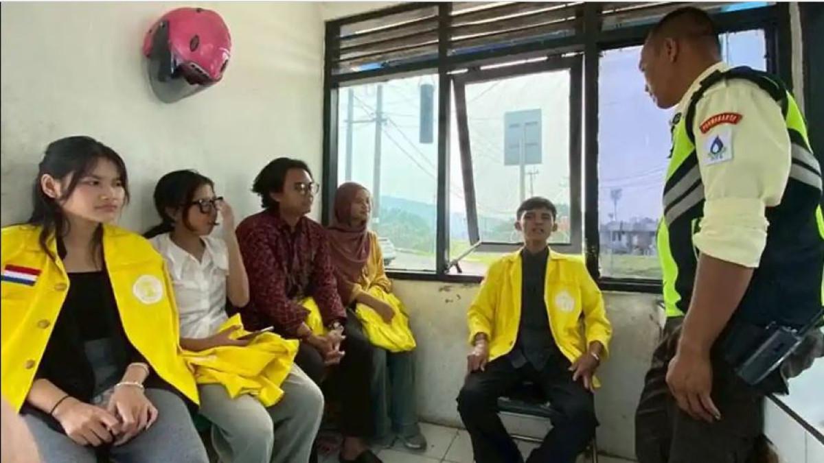 SATPAM TEWAS DI WADUK JATILUHUR: Kebaikan satpam bernama Sumarna yang tewas dengan kondisi tangan terborgol di Waduk Jatiluhur pada Jumat (24/7/2026) diungkap mahasiswa UI
