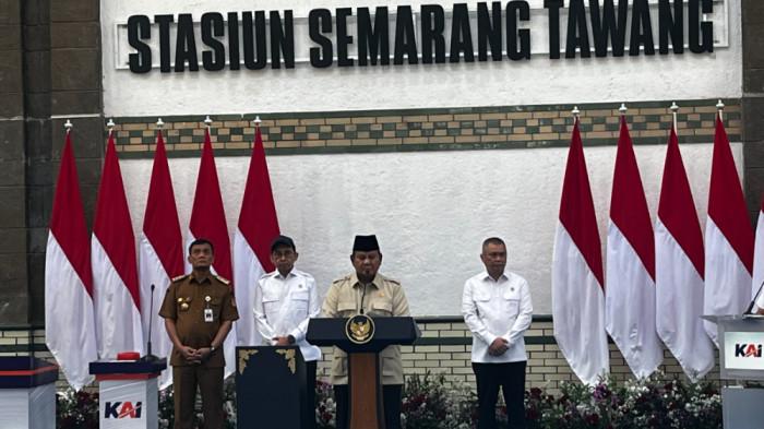 REVITALISASI STASIUN - Presiden Prabowo Subianto saat meresmikan pemugaran Stasiun Tawang Semarang, Kamis, (30/7/2026).