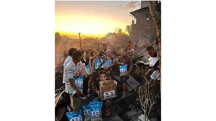 Monica Tambajong Bawa Bantuan