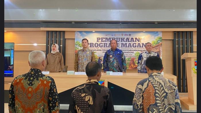 PEMBUKAAN PROGRAM MAGANG -  Pembukaan Program Studi Administrasi Pembangunan Negara (APN) Politeknik STIA LAN Bandung di Kantor Desa Lembang, Kecamatan Lembang, Bandung Barat, Jawa Barat, Kamis (30/6/2026).