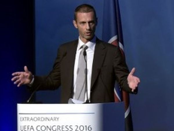 Presiden UEFA, Aleksander Ceferin, memprotes rencana FIFA memprivatisasi Piala Dunia.