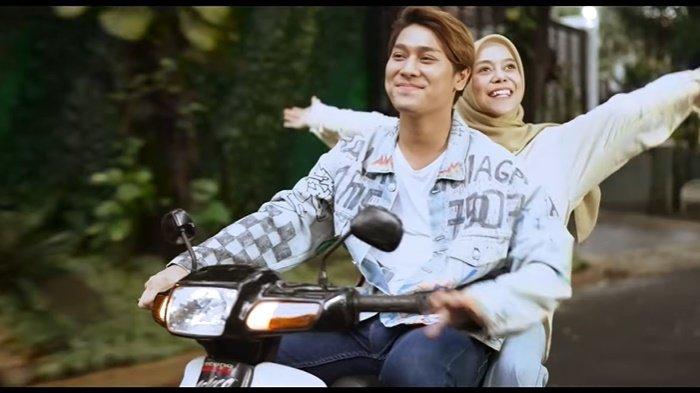 Lirik Lagu Juli - Rizky Billar, Trending di Youtube: Juli, Mentari Datang Dengan Keindahan