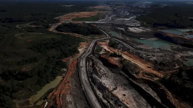 Pertambangan  PT Bayan Resources Tbk (BYAN). Foto bayan.com.sg