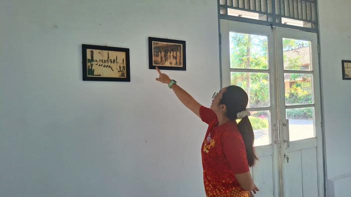 TLC BETHESDA YAKKUM - Koordinator TLC Bethesda Yakkum, Asri (42) saat menunjukkan jejak Sanatorium di TLC Bethesda Yakkum, Sleman, Daerah Istimewa Yogyakarta, Kamis (18/7/2026).