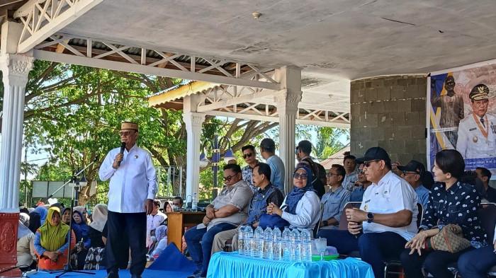 Bupati Bone Bolango Ismet Mile dampingi Gubernur  fdfff