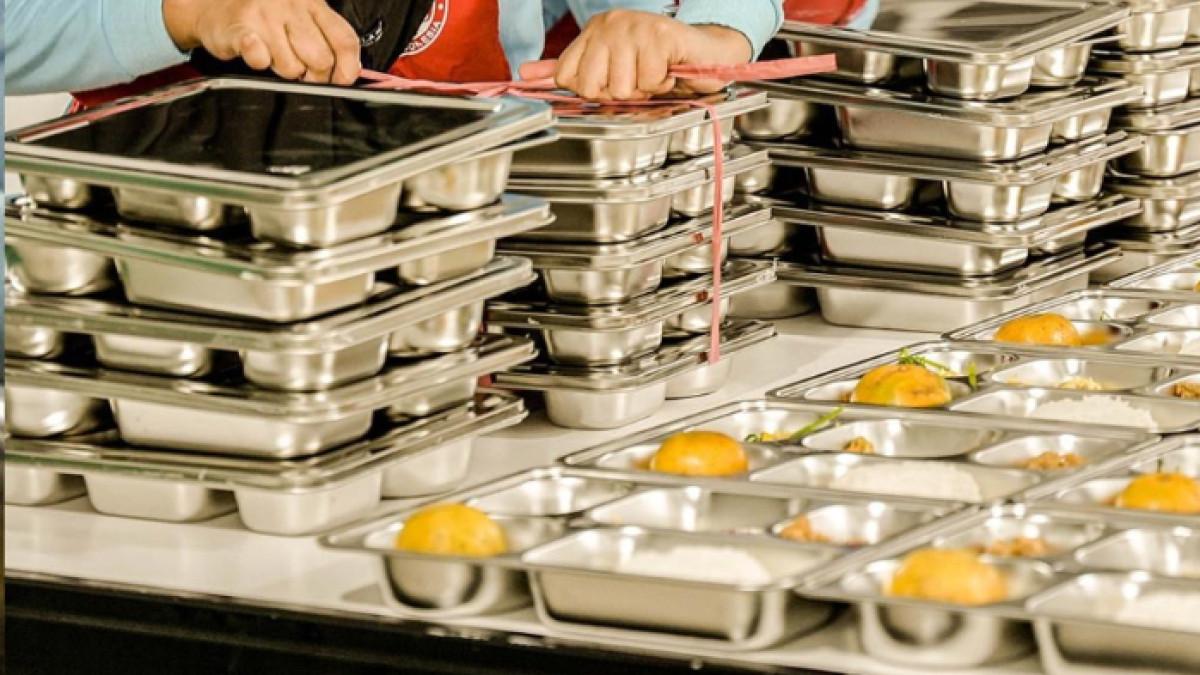 POLEMIK MBG - (Ilustrasi) Pemilik dapur MBG di Ponorogo sunat budget menu dari Rp10 ribu menjadi Rp6.500 per porsi. Kepala SPPG turut menerima intimidasi jika tidak menuruti keinginan pemilik dapur MBG tersebut.