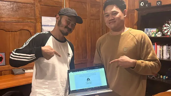 NumanNomad/Numan yang memberikan bantuan bimbingan skripsi secara gratis ke seluruh mahasiswa di Indonesia. NumanNomad/Numan yang memberikan bantuan bimbingan skripsi secara gratis ke seluruh mahasiswa di Indonesia. (Foto: Numan).