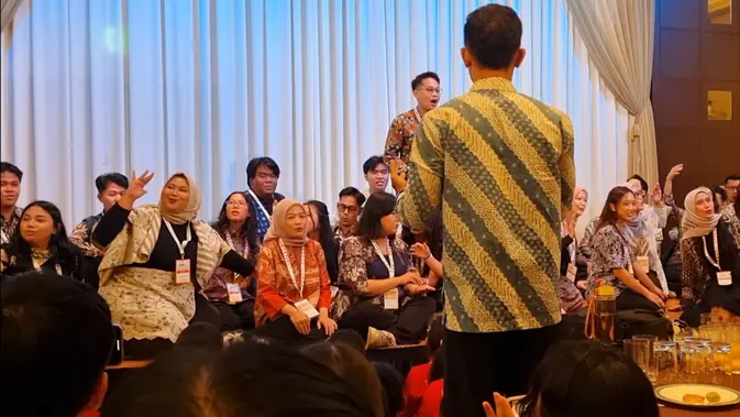Svara Nusantara dalam TICC Exchange Party yang menyanyikan lagu daerah dari Indonesia. (dok Svara Nusantara)