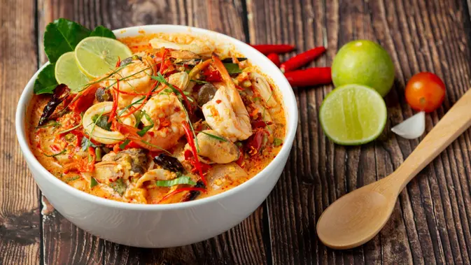 Makanan Pedas. (Gambar: jcomp/Magnific)