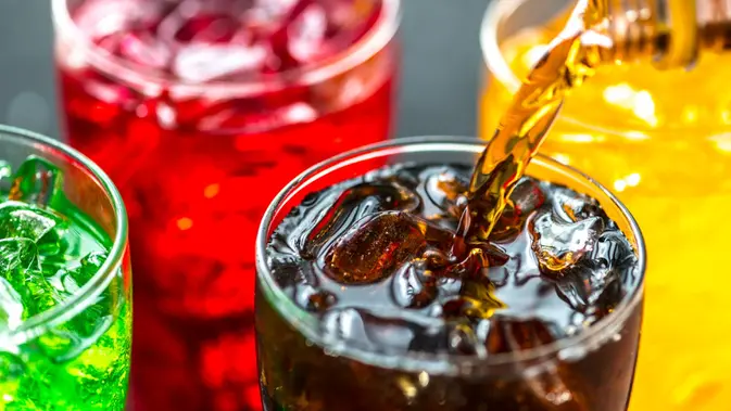 Minuman bersoda. (Gambar: rawpixel.com/Magnific)