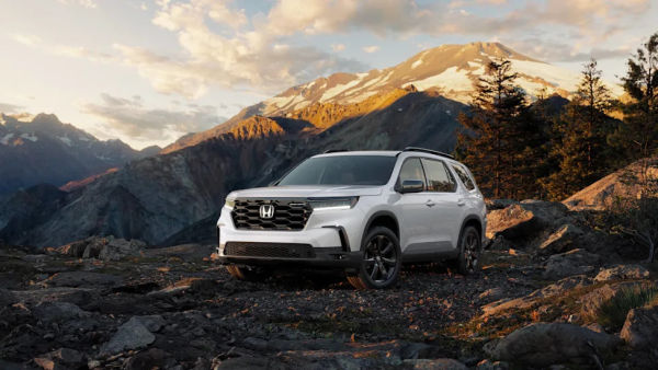 2026 Honda Pilot Black EditionHonda