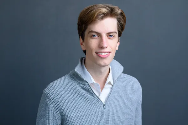 How former OpenAI researcher Leopold Aschenbrenner turned a viral AI  prophecy into profit, with a $1.5 billion hedge fund and outsize influence  from Silicon Valley to D.C. | Fortune