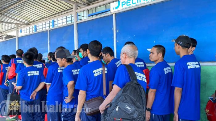 KEDATANGAN DEPORTAN - Sebanyak 64 Pekerja Migran Indonesia (PMI) deportasi dari Malaysia tiba di Pelabuhan Tunon Taka, Nunukan, Kalimantan Utara, Kamis (30/7/2026) sore.