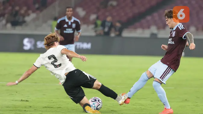 Arkhan Kaka Cetak Gol Saat Indonesia All Stars Dikalahkan Aston Villa Pesepak bola Aston Villa Alejandro Garnacho berebut bola dengan pesepak bola Indonesia All Stars pada pertandingan bertajuk Aston Villa Pre-Season Tour Indonesia 2026 di Stadion Utama Gelora Bung Karno, Senayan, Jakarta, Sabtu (1/8/2026).