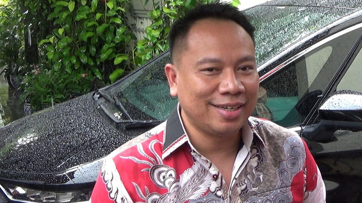 KABAR ARTIS - Pengusaha Surabaya, melaporkan selebritas Vicky Prasetyo ke Sentra Pelayanan Kepolisian Terpadu (SPKT) Polda Jawa Timur (Jatim), Kamis (11/6/2026) pukul 13.30 WIB.