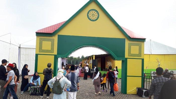 Acara Lebaran Betawi yang digelar di simpang Monas, Jakarta Pusat, Sabtu (20/4/2023). 