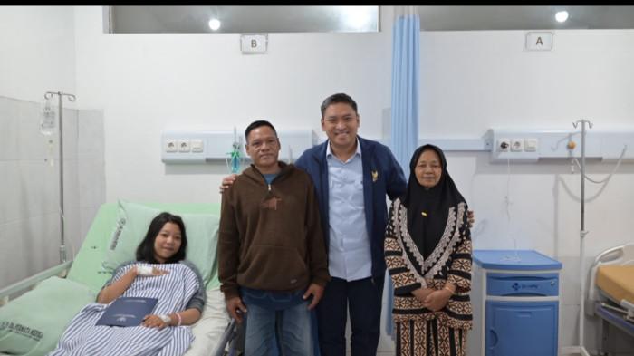 KERACUNAN MBG - Kepala Badan Gizi Nasional (BGN) Sudaryono juga sebelumnya telah mengunjungi sejumlah korban yang dirawat di RS Permata Medika, RS Bhakti Tamtama, dan RS Pantiwilasa Citarum pada Sabtu (1/8).