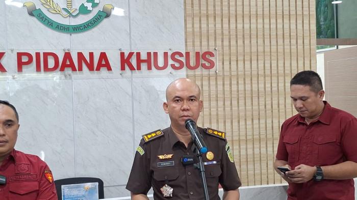 DUGAAN KORUPSI  - Kepala Seksi Penerangan Hukum Kejati Kepri, Senopati, membenarkan adanya penyelidikan terkait dugaan penyimpangan penyaluran honorarium pengelolaan keuangan daerah di Badan Keuangan dan Aset Daerah (BKAD) Kepri. Foto diambil baru-baru ini.